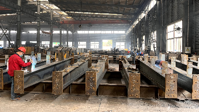蔚藍(lán)鋼構(gòu)百科：鋼結(jié)構(gòu)廠房防腐需要注意哪些問題